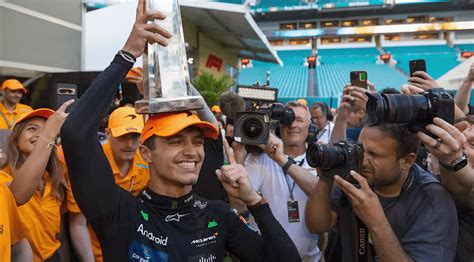 Uitslag race Formule 1 van vandaag .